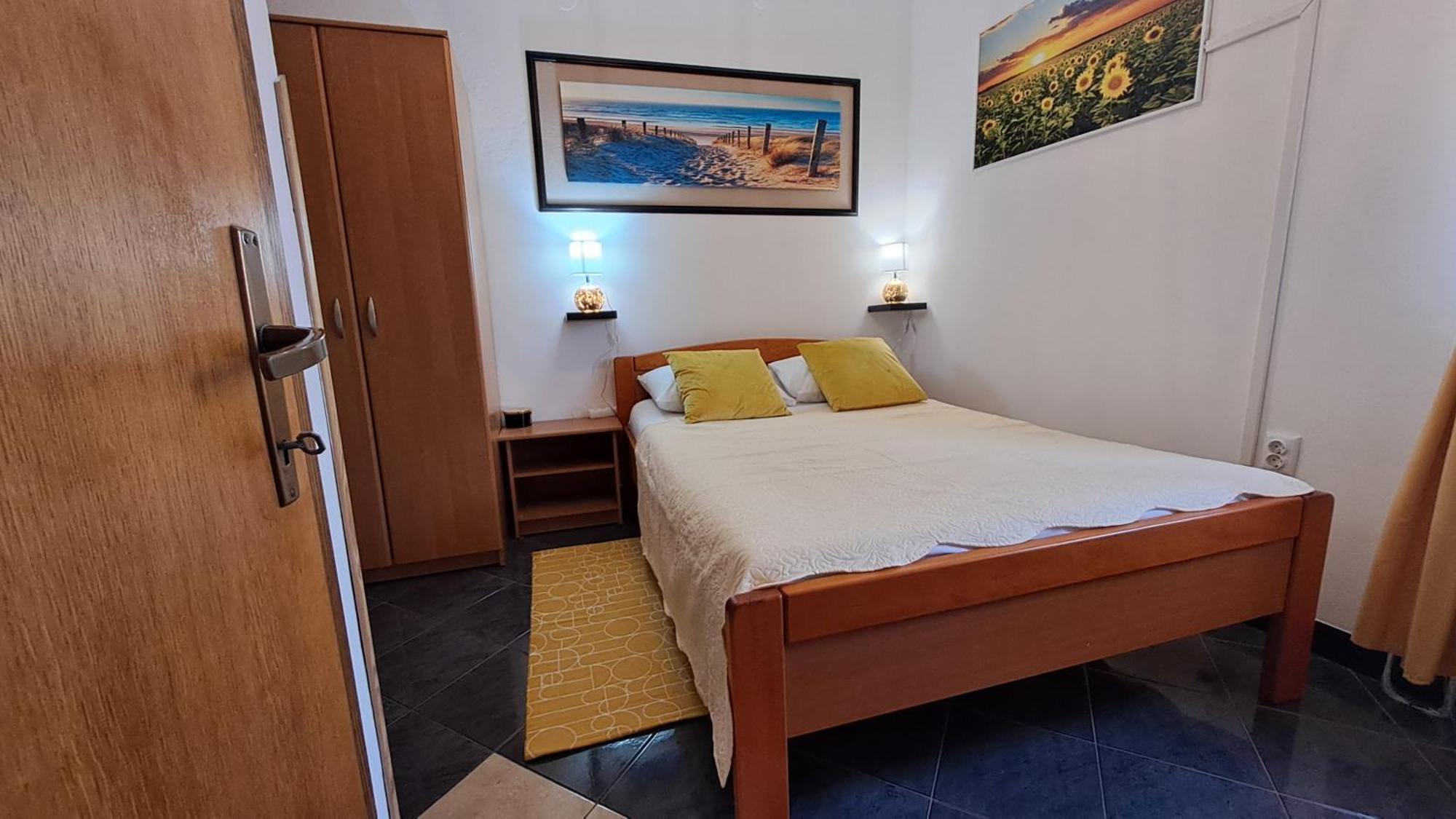 Red Gold Apartment Пула Екстер'єр фото